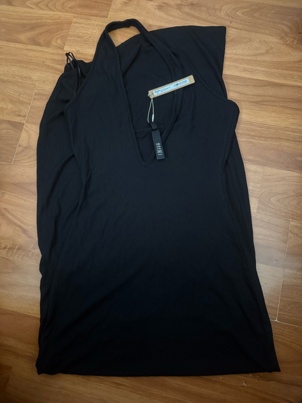 SKIMS SOFT LOUNGE BLACK HALTER DRESS NWT SIZE MEDIUM - Picture 5 of 6